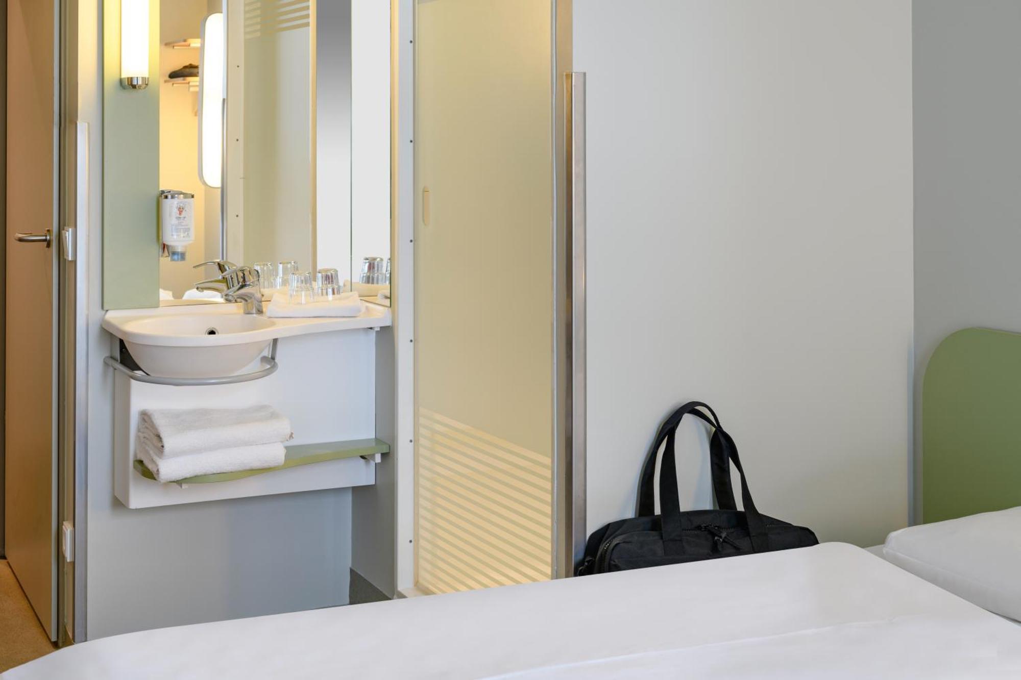 Ibis Budget Berlin Alexanderplatz Экстерьер фото